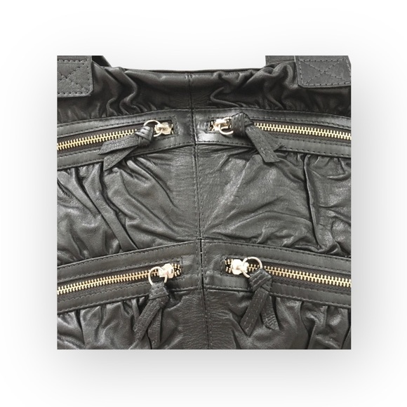new Maria Bonita Extra ༄ Zip Pockets Leather Travel Bag ༄ Black Metallic Sheen - Picture 13 of 16